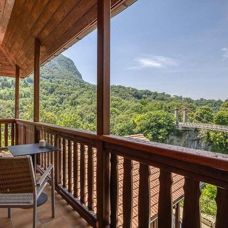 Auberge Du Pont De L'Abime Gruffy Екстериор снимка