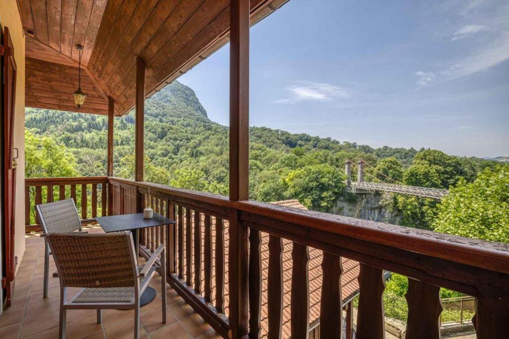 Auberge Du Pont De L'Abime Gruffy Екстериор снимка